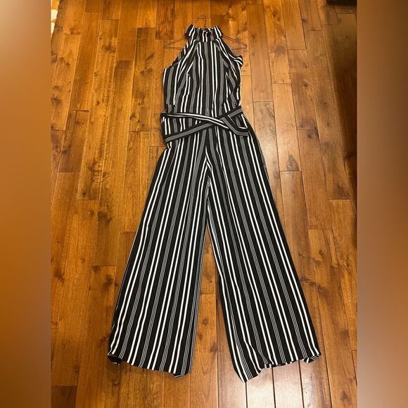 New York & Co striped navy and white halter style jumpsuit size small - Picture 1 of 10
